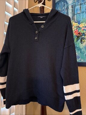 American Eagle Outfitters navy hooded crew sweater with white sleeve stripes